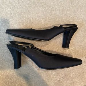 Anne Klein Black Satin Sling Back Heel. Womens size 9.5